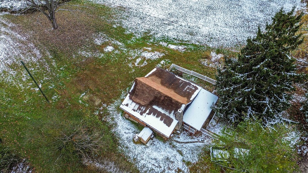 More Photos Of 6879 River Rd, Harrison Specialty For Sale