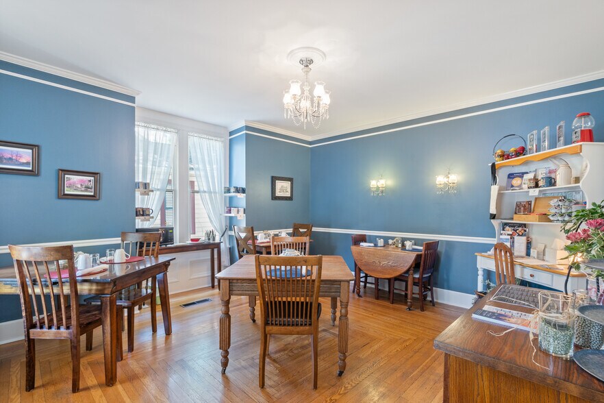 More Photos Of 5 Ojo St, Eureka Springs Hospitality For Sale