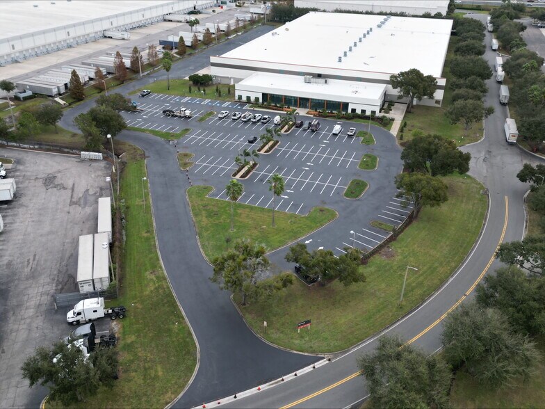 More Photos Of 1801 Cypress Lake Dr, Orlando Warehouse For Lease