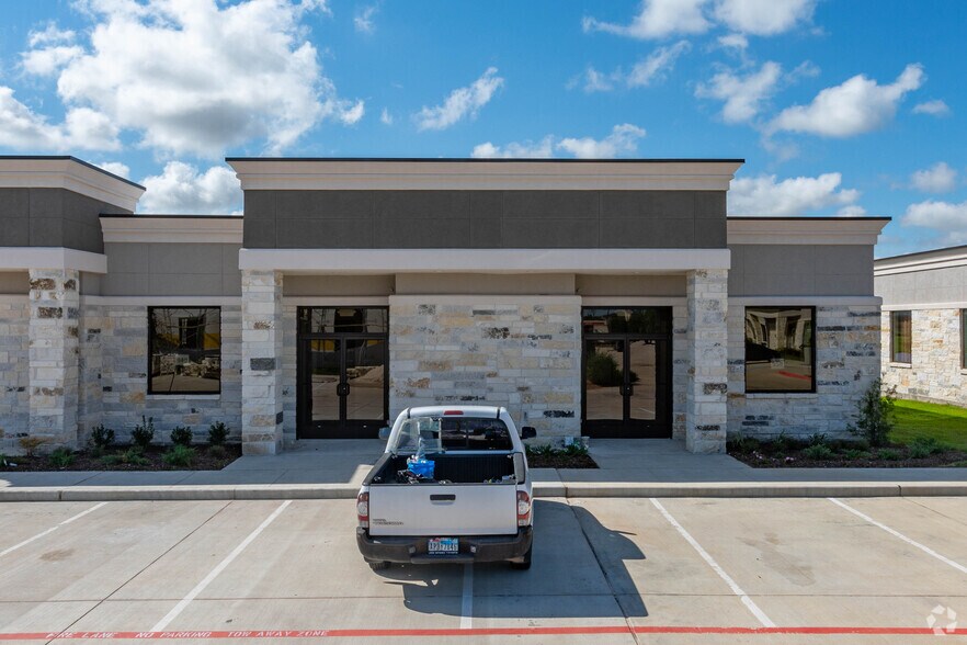 More Photos Of 3129 Kingsley Dr, Pearland Medical For Sale