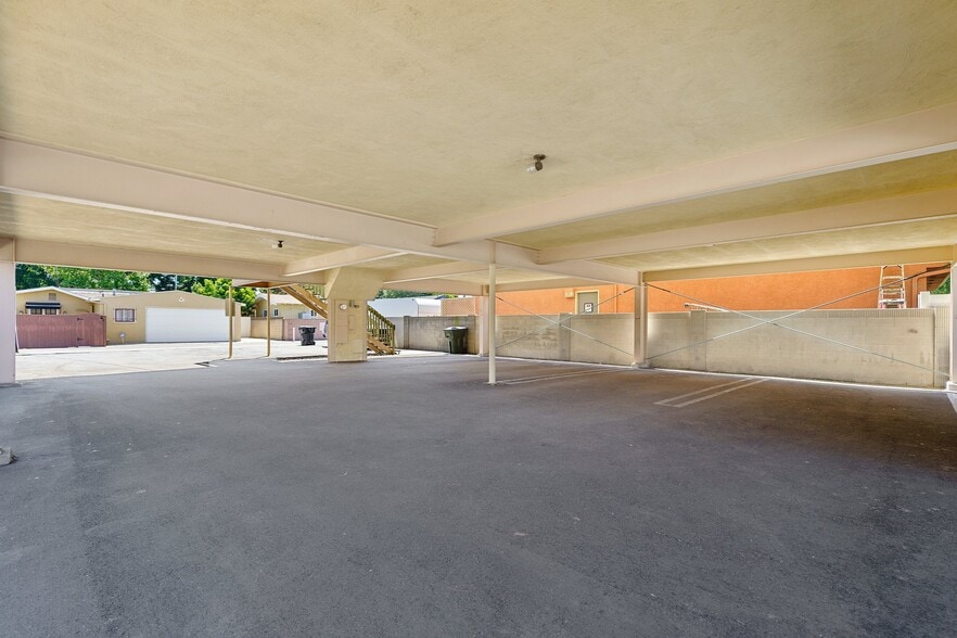 More Photos Of 608 S Harbor Blvd, Anaheim Office For Sale