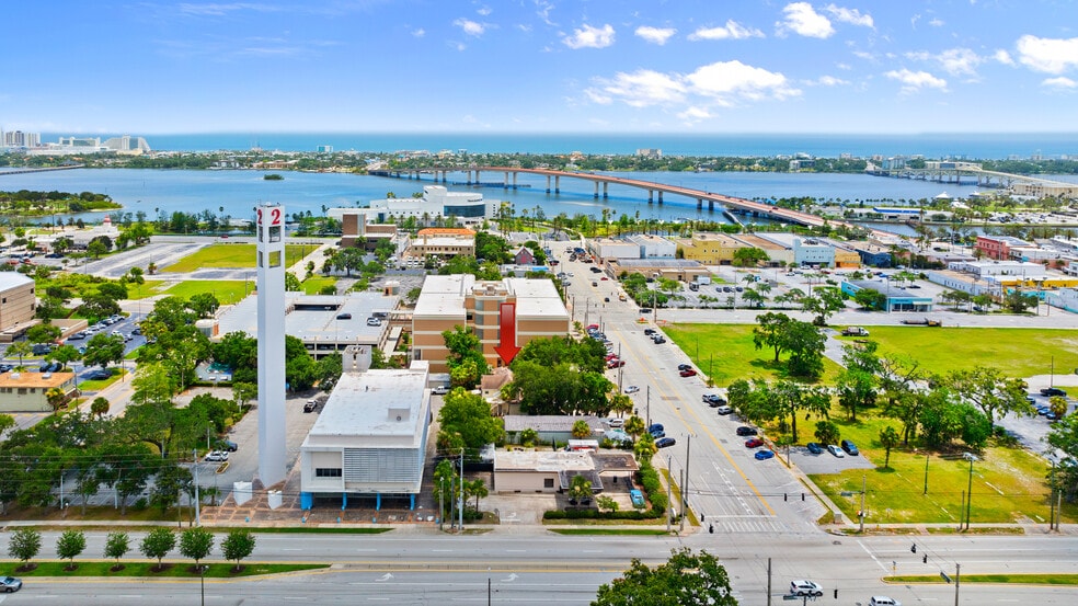 More Photos Of 228 Bay St, Daytona Beach Apartments For Sale