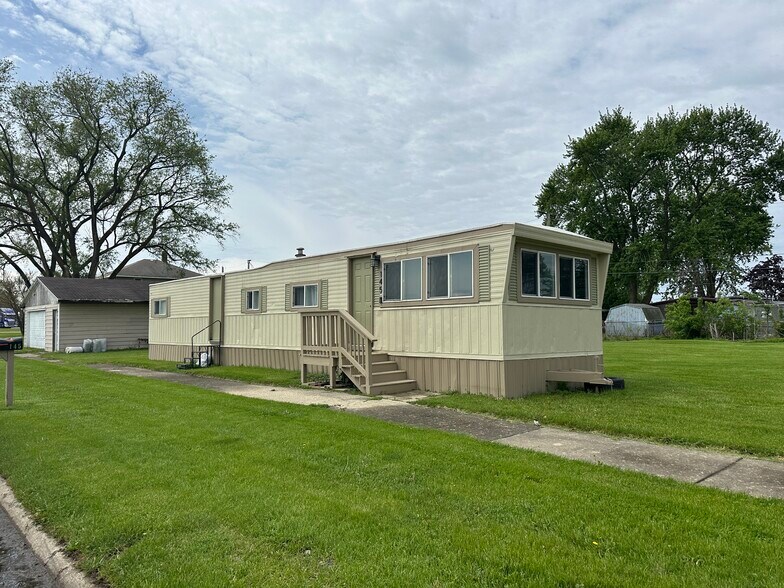 More Photos Of 2405 E Court St, Kankakee Land For Sale