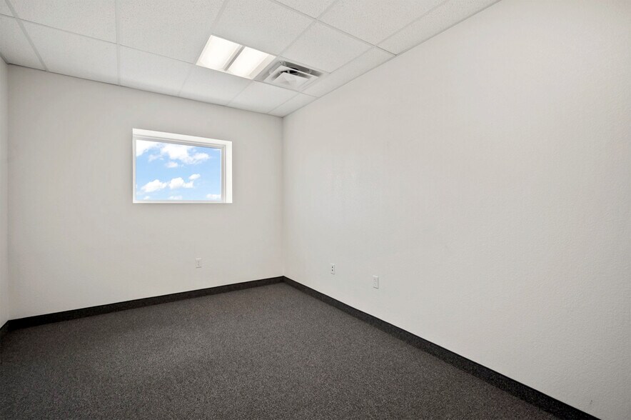More Photos Of 15784 County Road 36, Platteville Warehouse For Lease