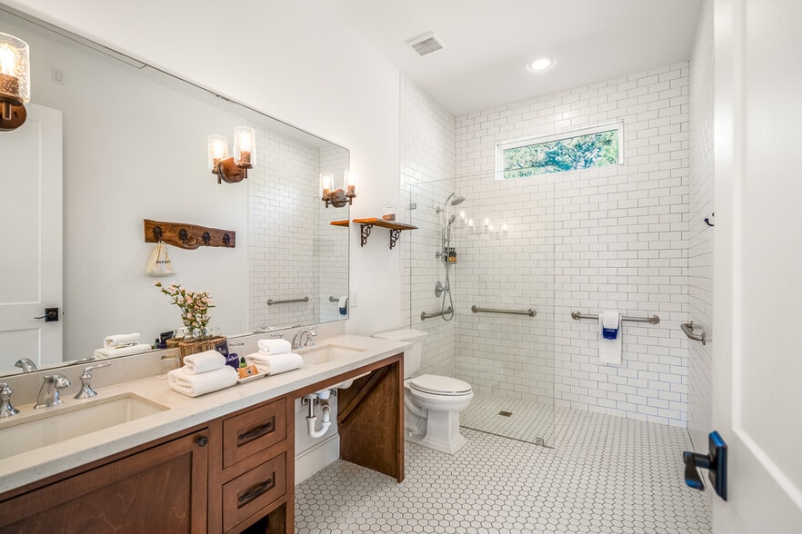 More Photos Of 3603 FM 1725 Rd, Willis Lodge Meeting Hall For Sale