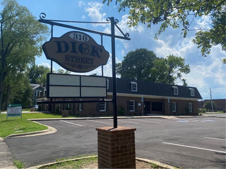 More Photos Of 310 Dick St, Fayetteville Office For Lease