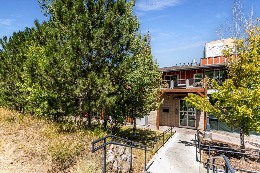 More Photos Of 1790 Bonanza Dr, Park City Office For Sale