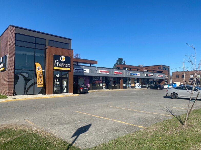 Primary Photo Of 1896-1920 Ch Gascon, Terrebonne Freestanding For Lease