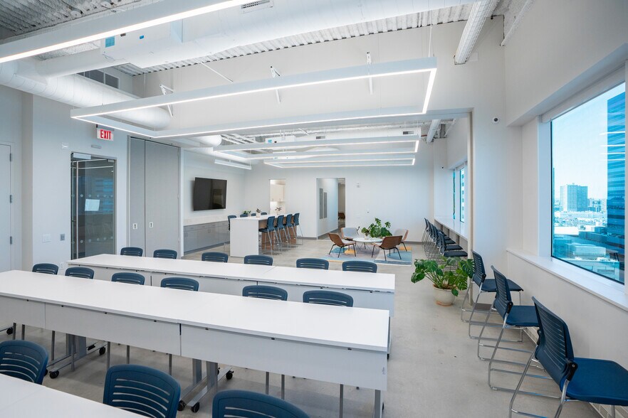 More Photos Of 111 Town Square Pl, Jersey City Office Residential For Lease