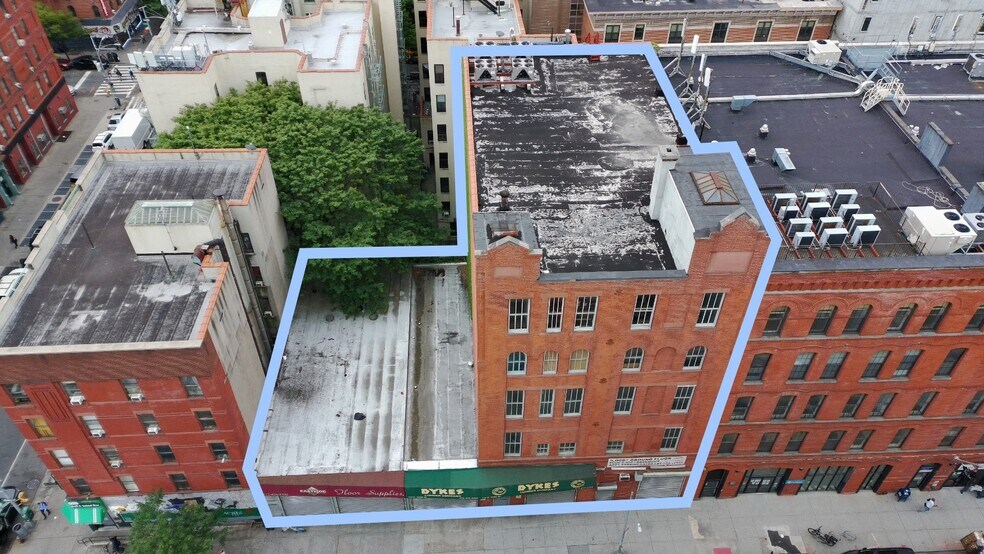 More Photos Of 124 E 124th St, New York Loft Creative Space For Lease