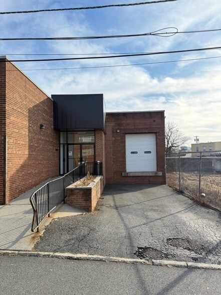 More Photos Of 18 Wendell Pl, Fairview Warehouse For Sale