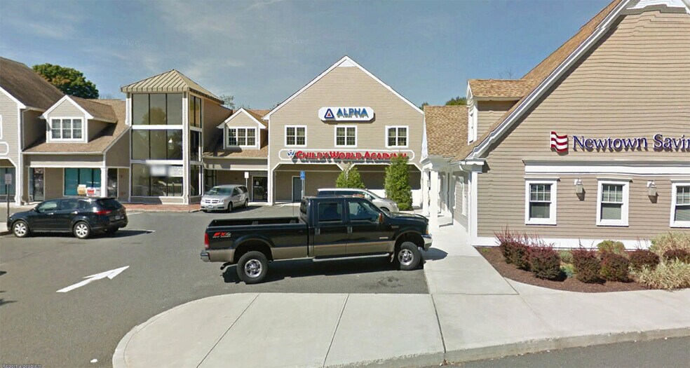 More Photos Of 477 Main St, Monroe Storefront For Sale