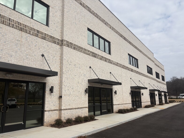 More Photos Of 4105 Commerce Street, Flowery Branch Light Manufacturing For Lease
