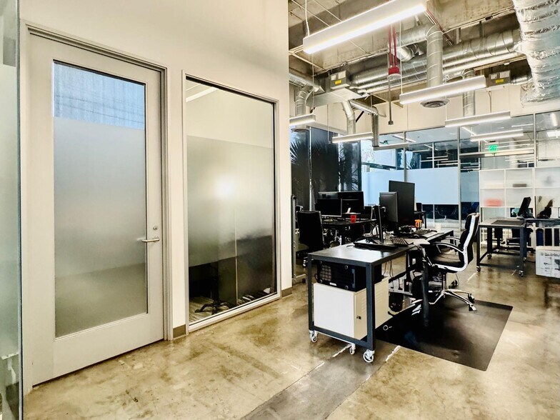 More Photos Of 13274 Fiji Way, Marina Del Rey Office Residential For Lease