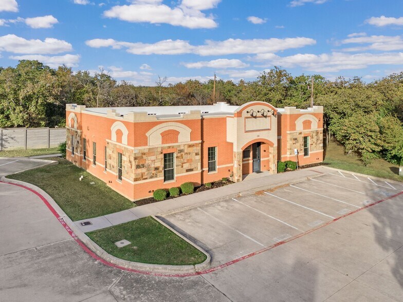 More Photos Of 131 Quest Ct, Keller Office For Lease