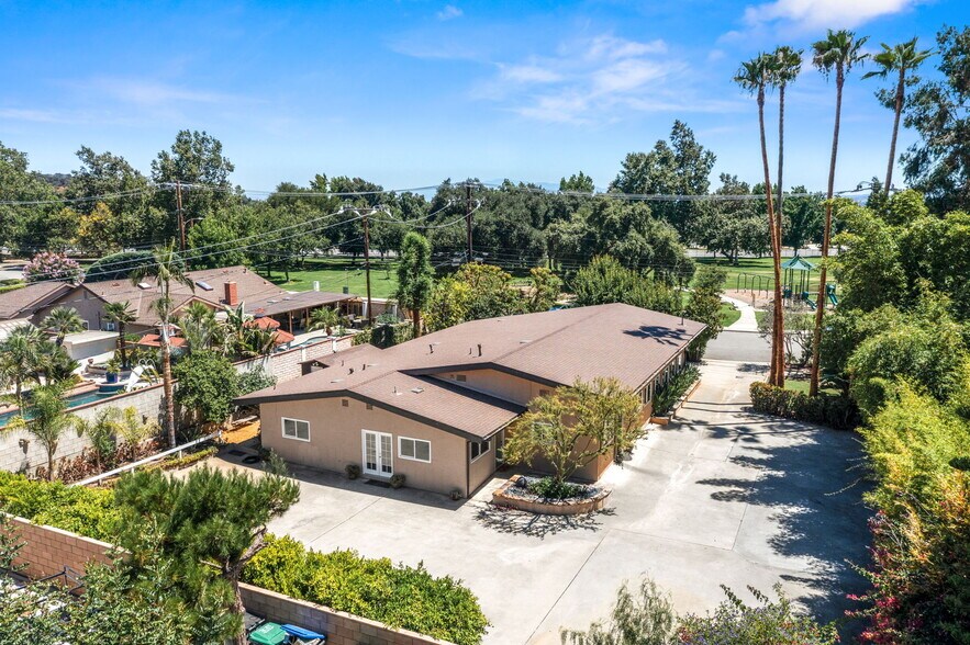 More Photos Of 5905 Old Wheeler Rd, La Verne Assisted Living For Lease