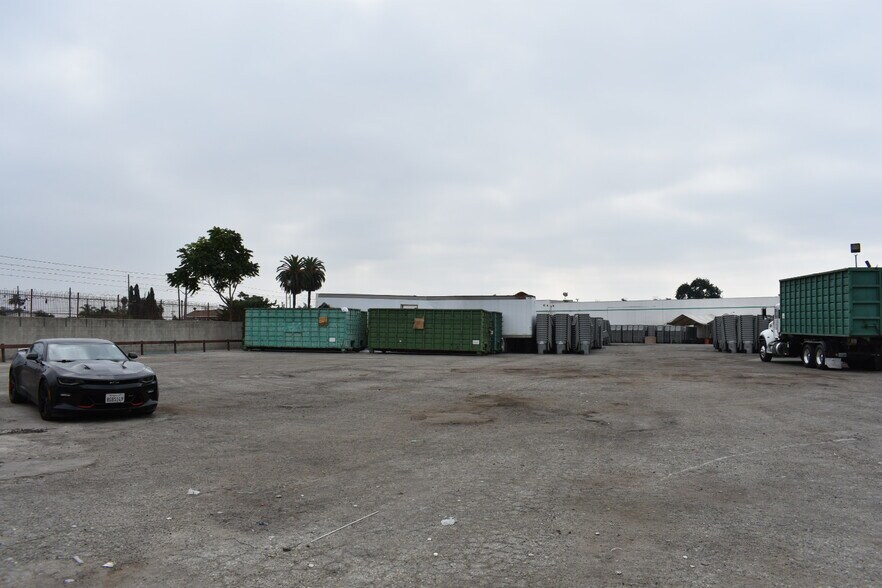 More Photos Of 1710 E 110th St, Los Angeles Land For Lease