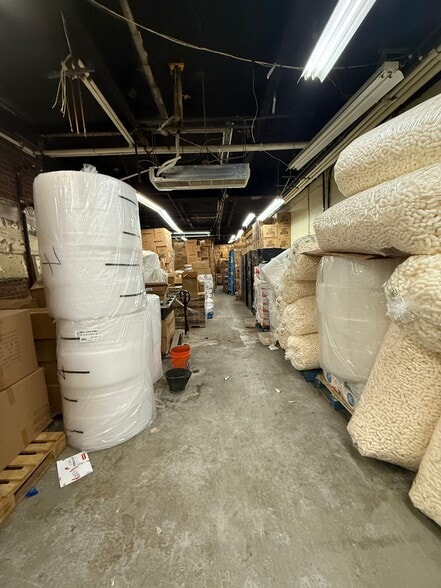 More Photos Of 4541-4545 39th St, Long Island City Warehouse For Lease
