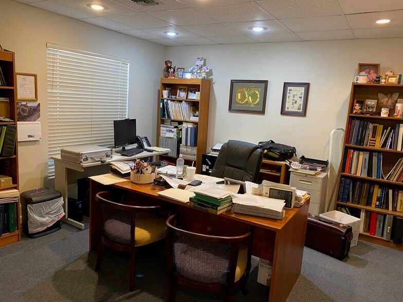 More Photos Of 2179 Julian Avenue Unit B, Palm Bay Medical For Sale