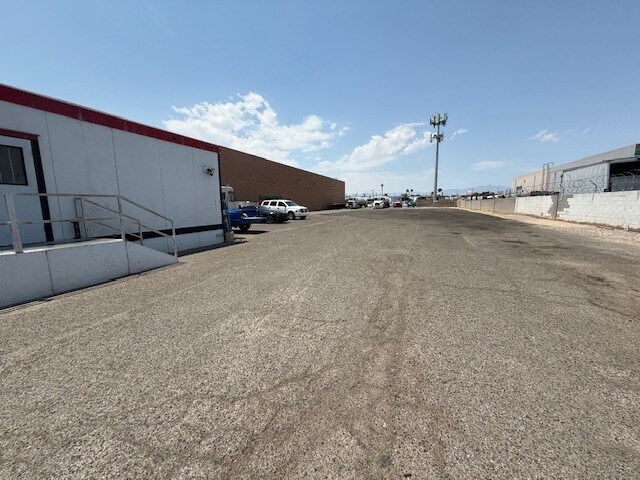 More Photos Of 1751 S Mojave Rd, Las Vegas Freestanding For Lease