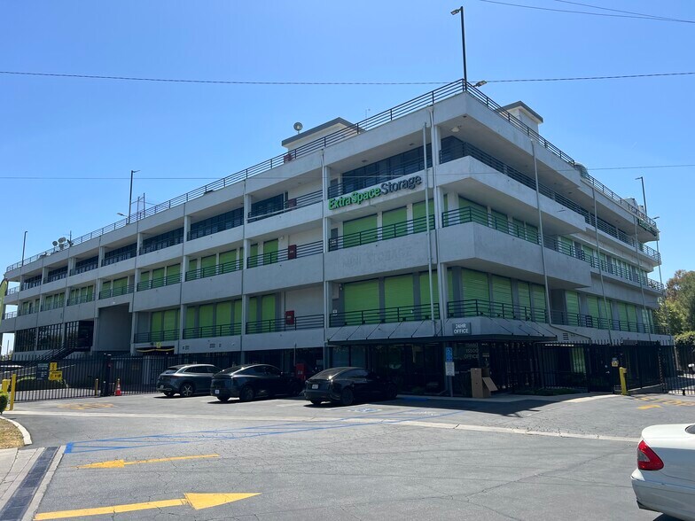 Primary Photo Of 15500 Erwin St, Van Nuys Warehouse For Lease