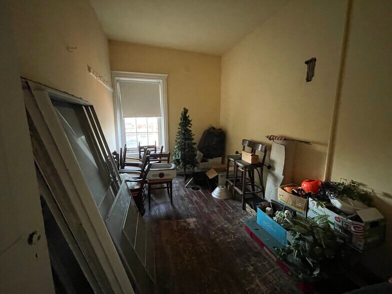 More Photos Of 298 Old Bowers Rd, Mertztown Restaurant For Sale