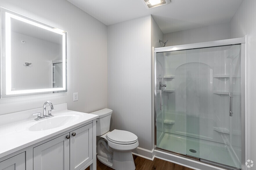 More Photos Of 800 Federal Rd, Brookfield Apartments For Lease