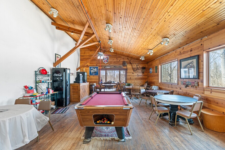 More Photos Of 8572 Silver Lake Rd, Linden Freestanding For Sale