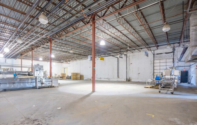 More Photos Of 7 State St, Woburn Refrigeration Cold Storage For Lease