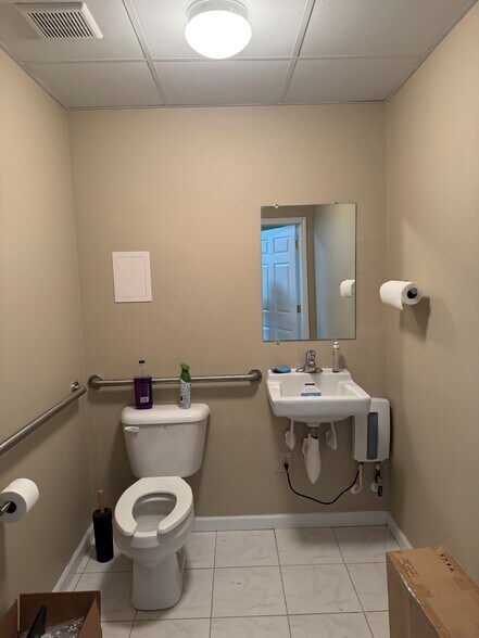 More Photos Of 1142 W US Highway 64, Murphy General Retail For Sale