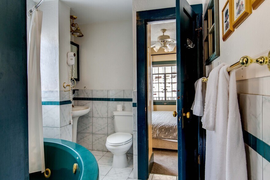 More Photos Of 8136 S Brook Forest Rd, Evergreen Specialty For Sale