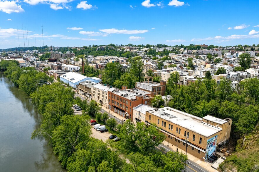 Primary Photo Of 3901 Main St, Philadelphia Office For Lease
