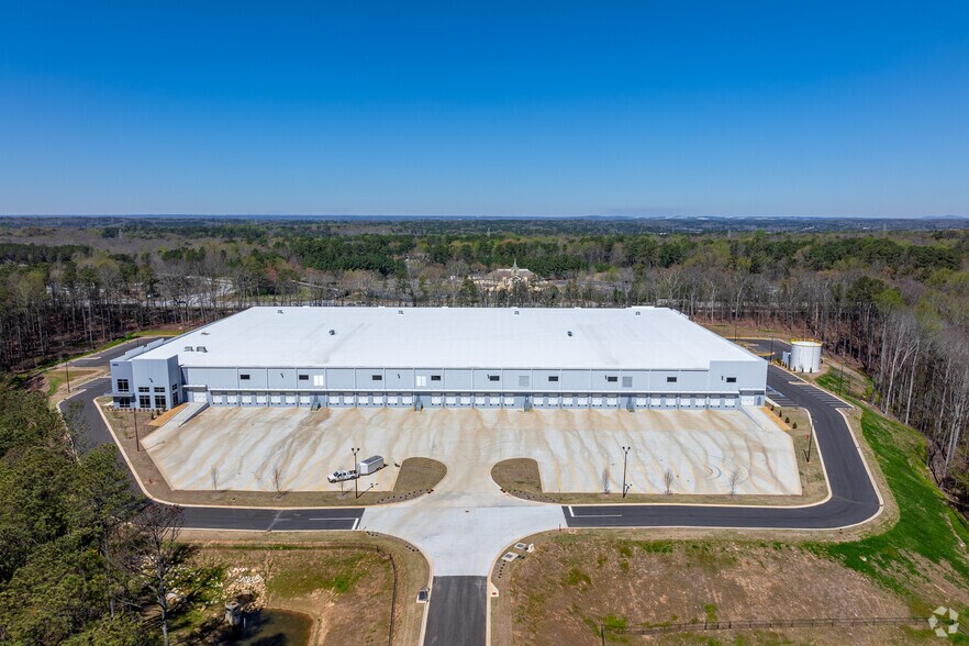 More Photos Of 3625 Buffington Center, College Park Distribution For Lease