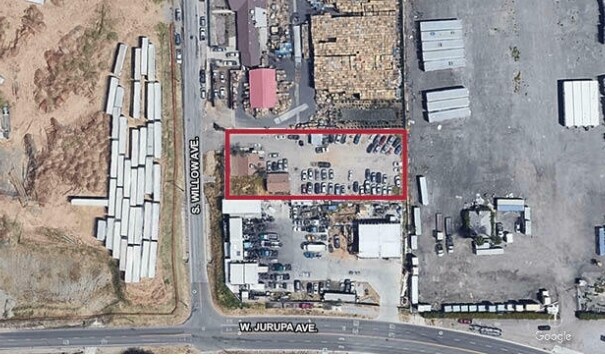 More Photos Of 2879 S Willow Ave, Bloomington Service For Sale