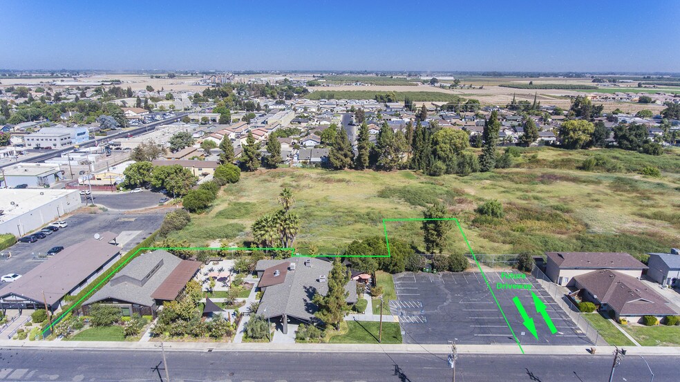 More Photos Of 19920 1st St, Hilmar Restaurant For Lease