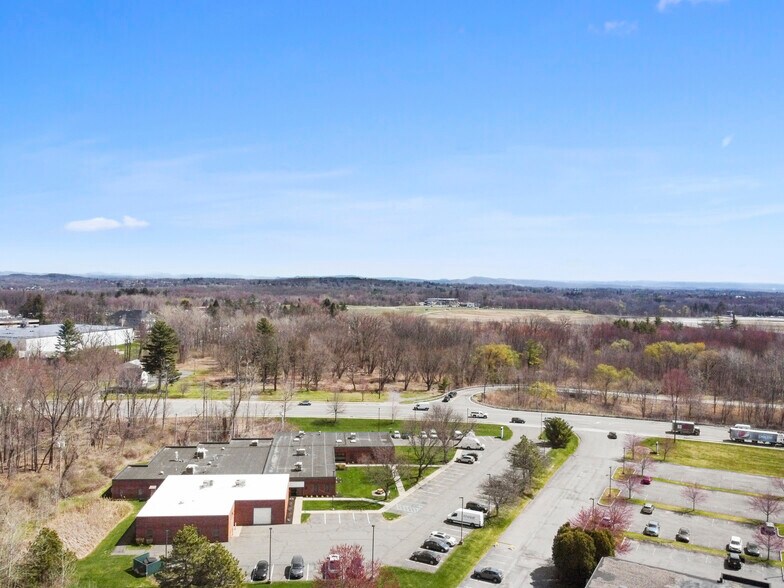 More Photos Of 930 Albany Shaker Rd, Latham Medical For Lease