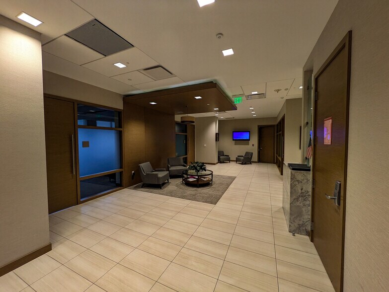 More Photos Of 2980 NE 207th St, Aventura Office Residential For Lease