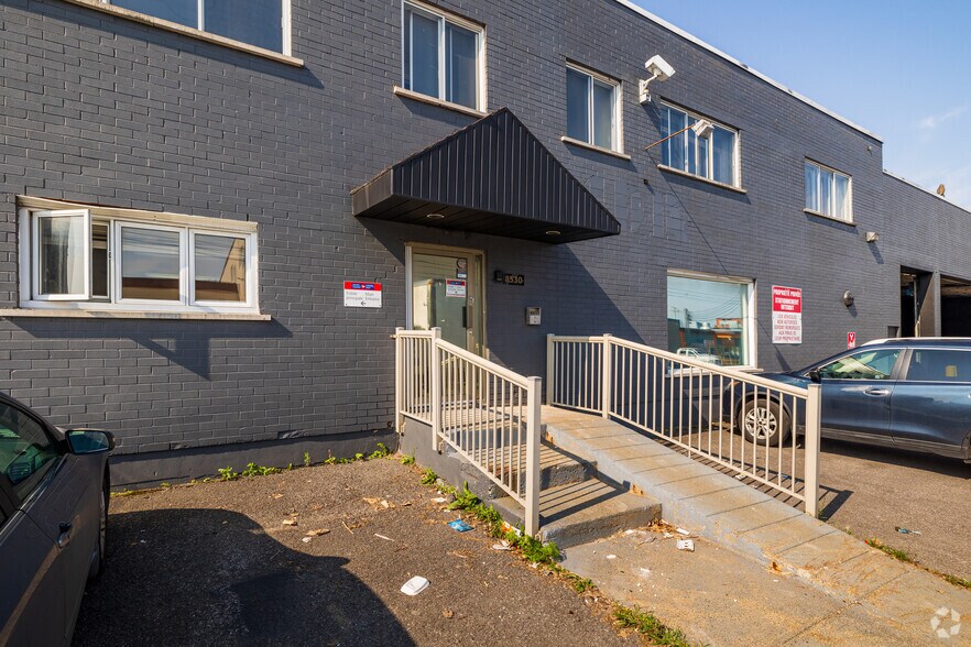 More Photos Of 8530 Av 8e, Montréal Warehouse For Lease