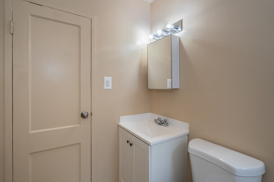 More Photos Of 4801-4815 Texas Ave SE, Washington Apartments For Sale