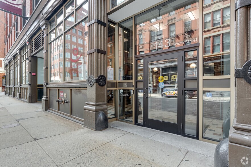 More Photos Of 143-145 South St, Boston Medical For Lease