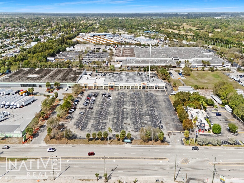 More Photos Of 839 S Congress Ave, Palm Springs Freestanding For Sale