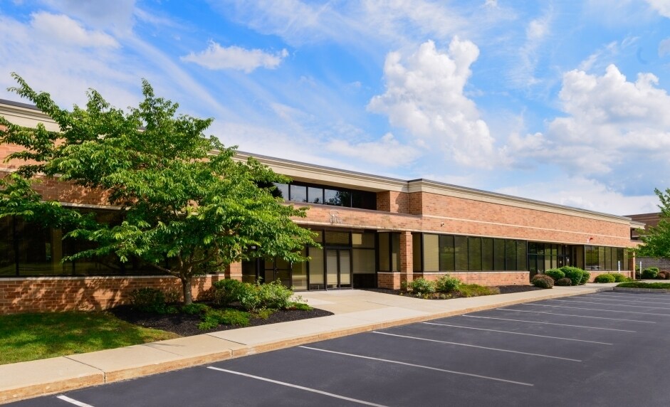 More Photos Of 412 Creamery Way, Exton Research And Development For Lease