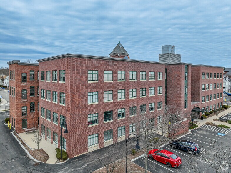More Photos Of 260 Charles St, Waltham Office For Lease