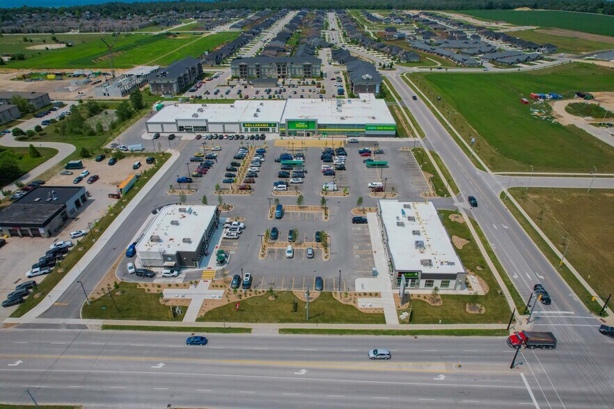 More Photos Of 1110 Goderich St, Port Elgin General Retail For Lease