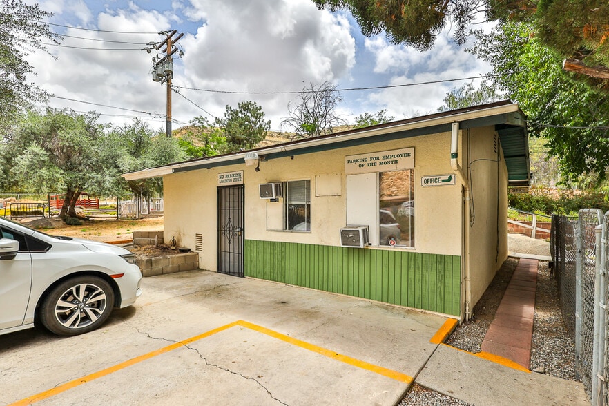 More Photos Of 41431 Gibbel Rd, Hemet Apartments For Sale