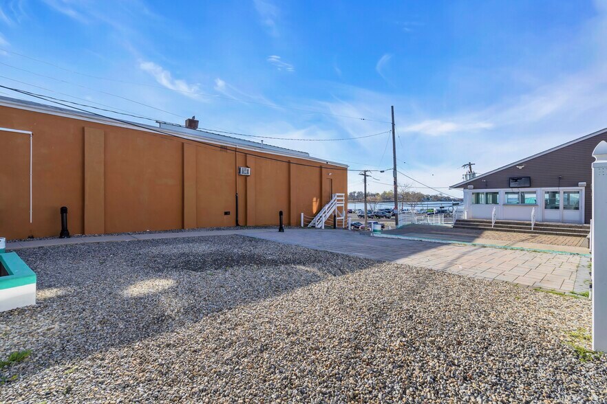 More Photos Of 11 W Front St, Keyport Storefront Retail Residential For Lease