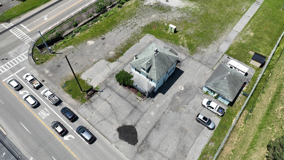 More Photos Of 4270 Abbott Rd, Orchard Park Office For Sale