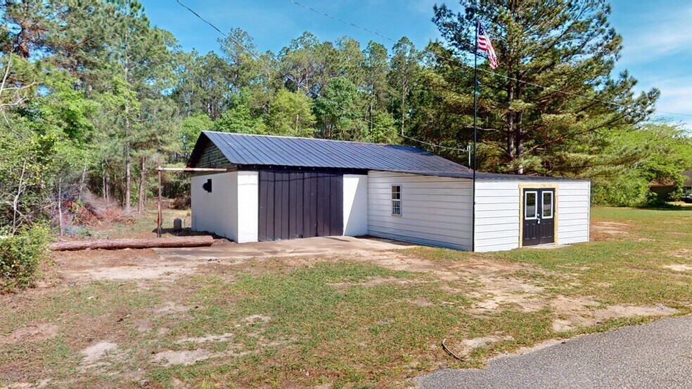 More Photos Of 13828 US Highway 29, Andalusia Flex For Sale