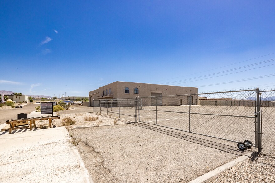 More Photos Of 1950 Centers Ave, Lake Havasu City Warehouse For Lease