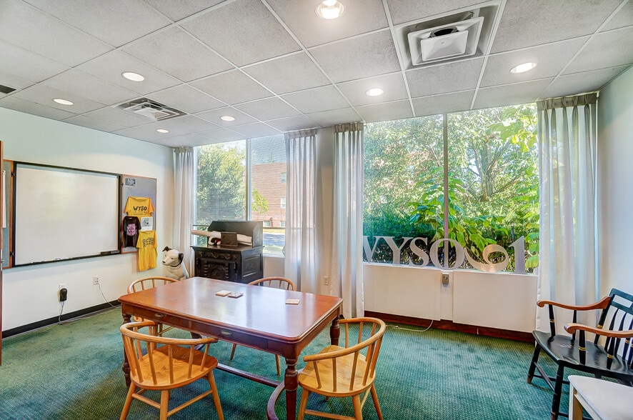 More Photos Of 150 E South College St, Yellow Springs Research And Development For Sale